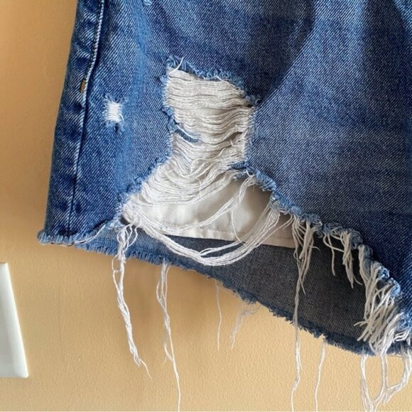 Abercrombie & Fitch The Boyfriend Short Distressed Size 29 Festival BOHO Coastal - Picture 6 of 16